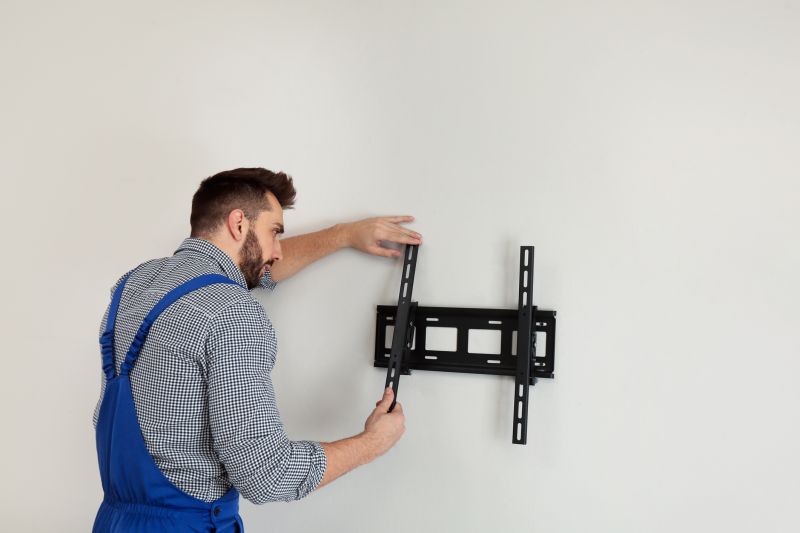 Outdoor Tv Mounting in Kansas City, MO